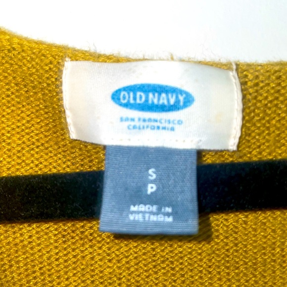 Oversized vintage old navy sweater - Picture 2 of 2